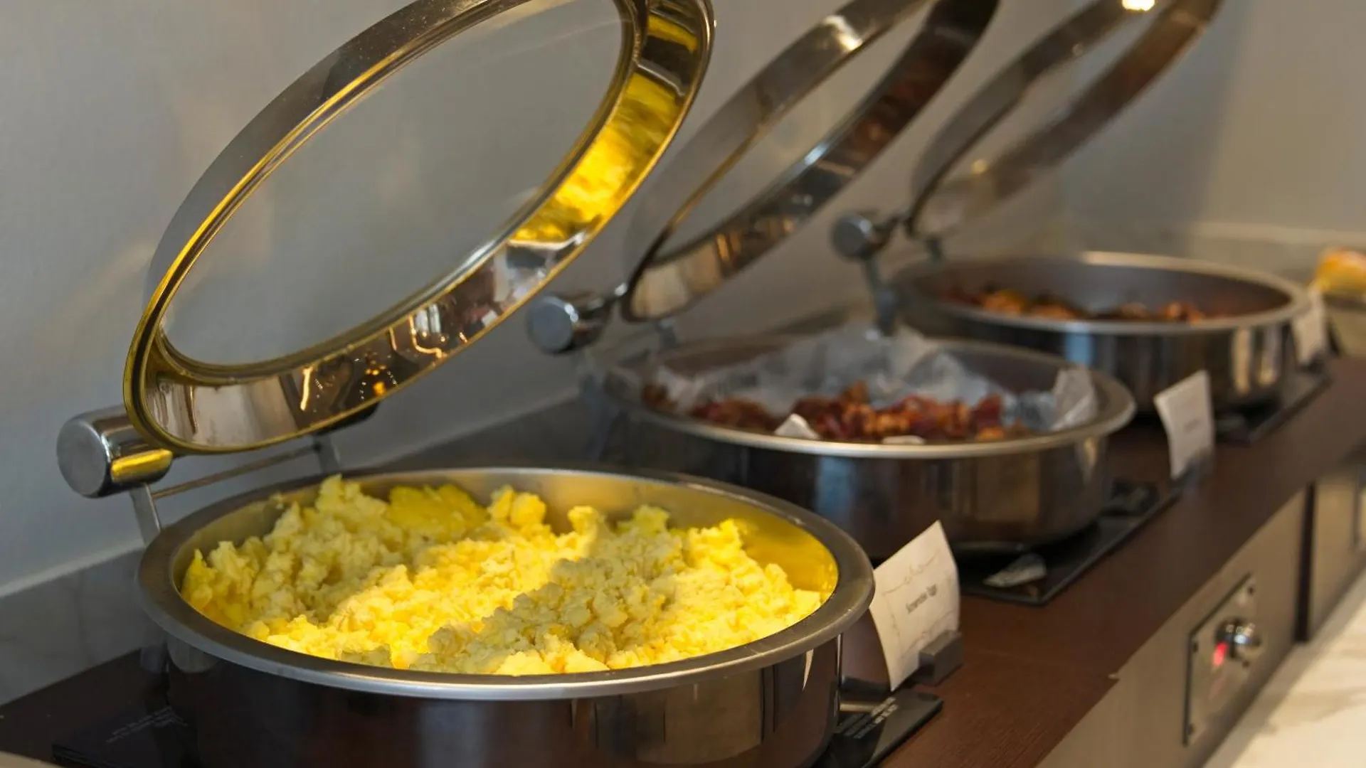 포 포인츠 바이 쉐라톤 카구아스 레알 호텔 앤 카지노 카과스